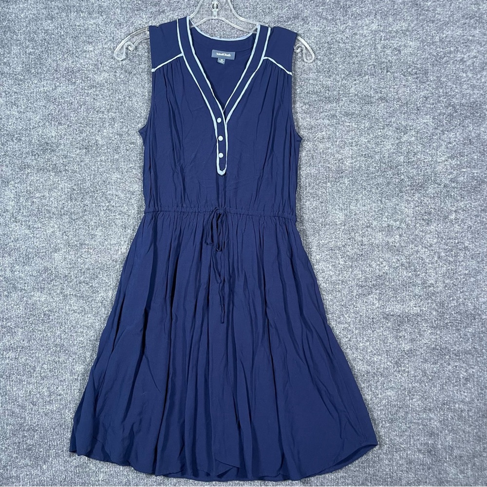 ModCloth Women’s Medium Blue Retro Pockets Button Up Tie Waist Flowy Lined Dress